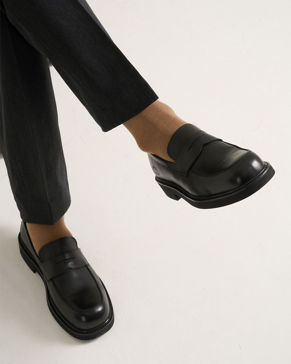 스퀘어토 클래식 로퍼